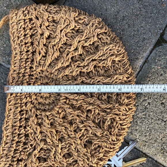 ✨WOVEN STRAW  CRESCENT  BOHO CROSSBODY BAG✨ - Picture 7 of 8